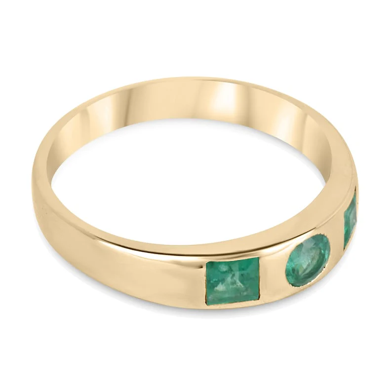 0.60tcw Round & Asscher Cut Woman's May Emerald 3 Stone Stackable Ring 14K - Image 2