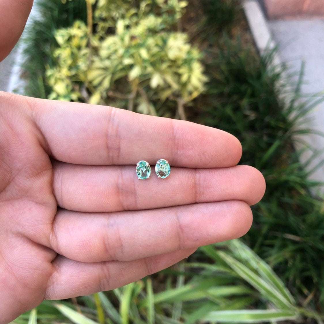 1.0tcw Oval shape Martini Emerald Sterling Silver Stud Earrings .925 - Image 3