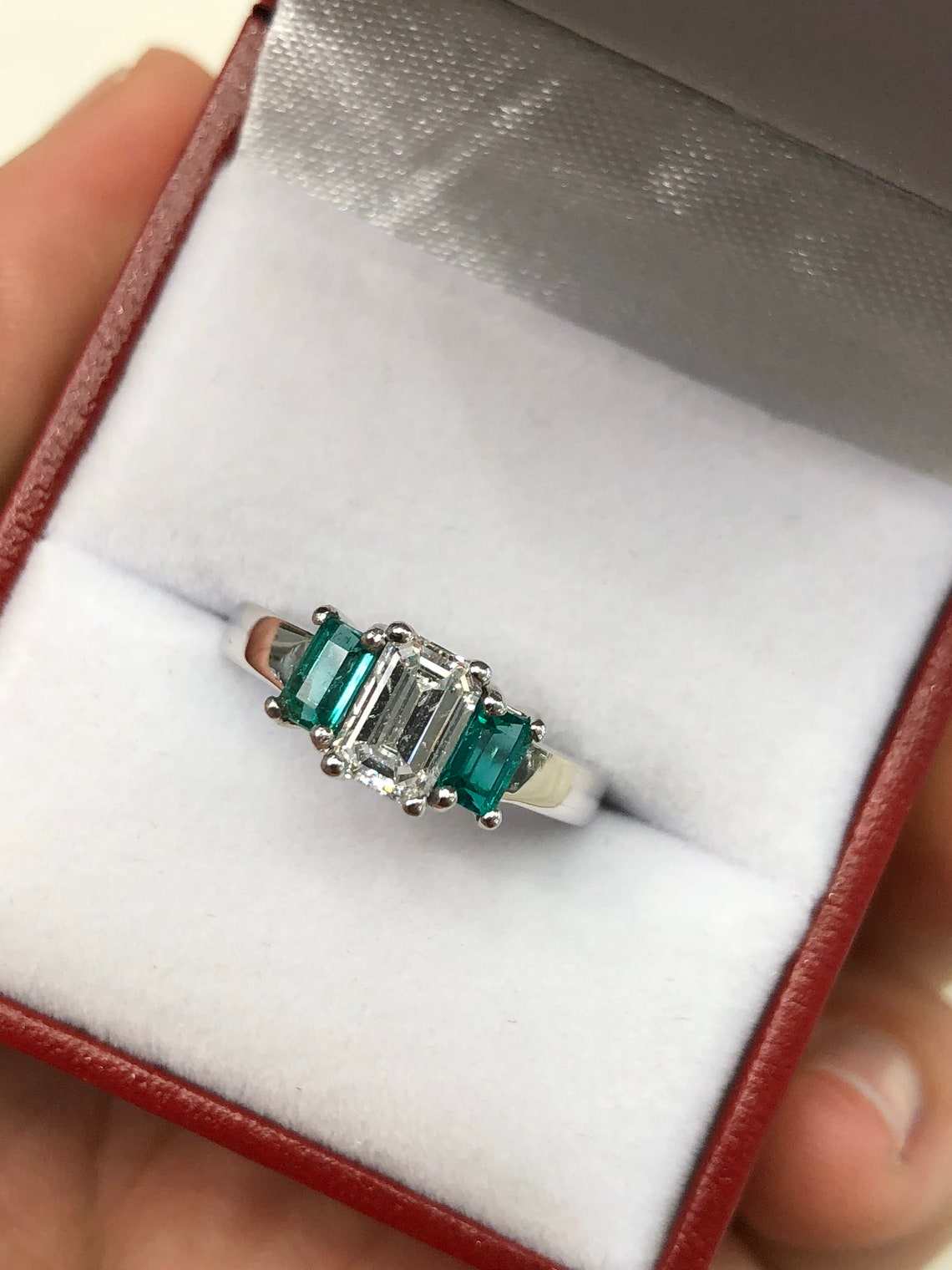 1.27tcw Classic Three Stone Diamond & Emerald Engagement Ring 14K - Image 8