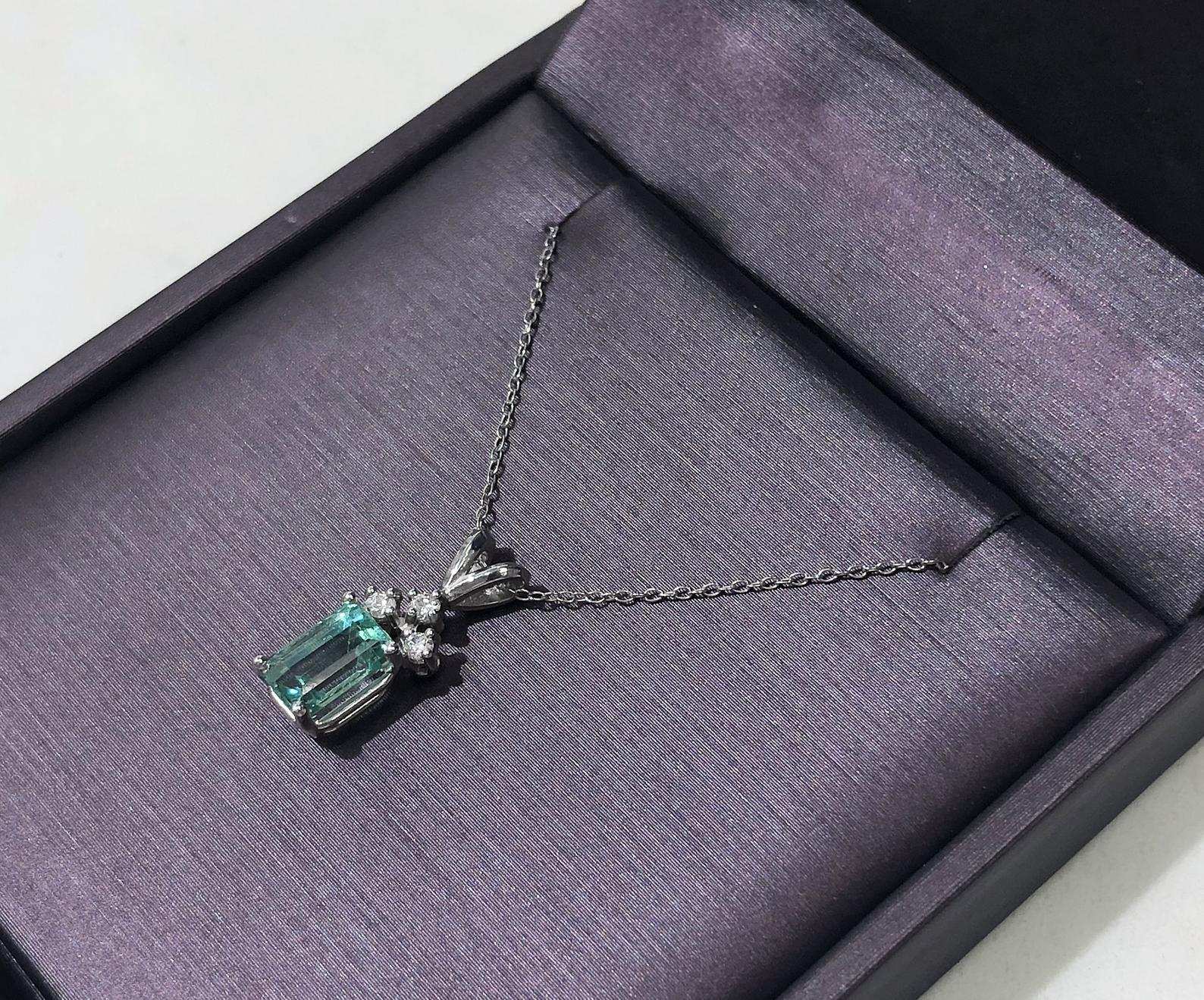 1.56tcw Petite Emerald-Emerald Cut & 3 Diamond Accent Necklace 14K - Image 5