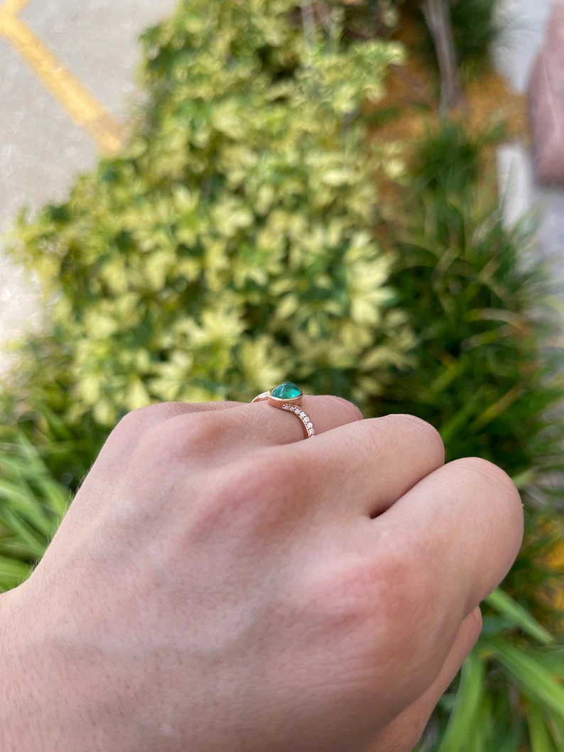 1.65tcw 14K Bypass Natural Emerald Cabochon Oval Cut & Diamond Accent Multi Gemstone Statement Ring - Image 5