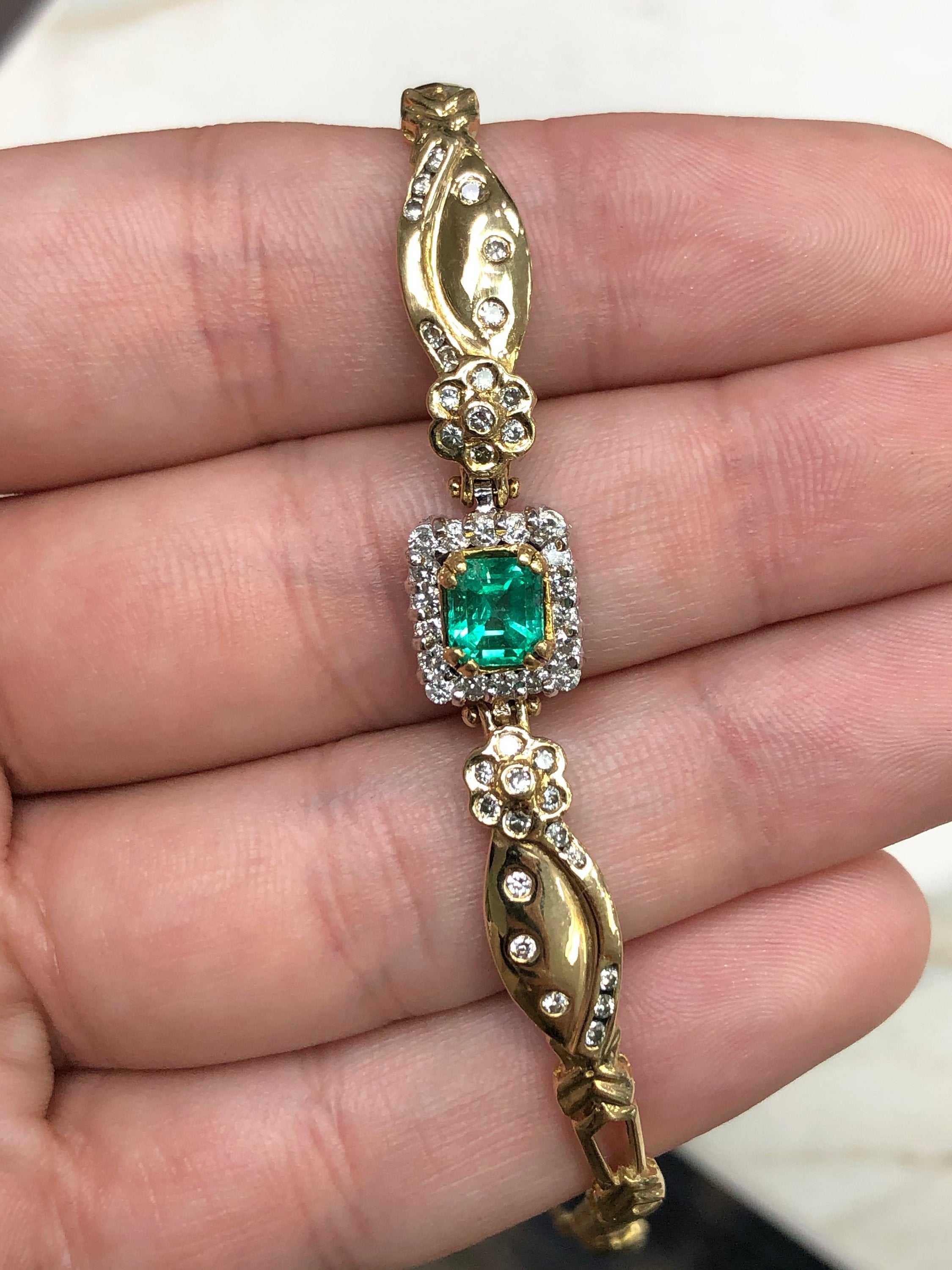 1.70tcw Emerald & Diamond Anniversary Bracelet Gold 18K - Image 3