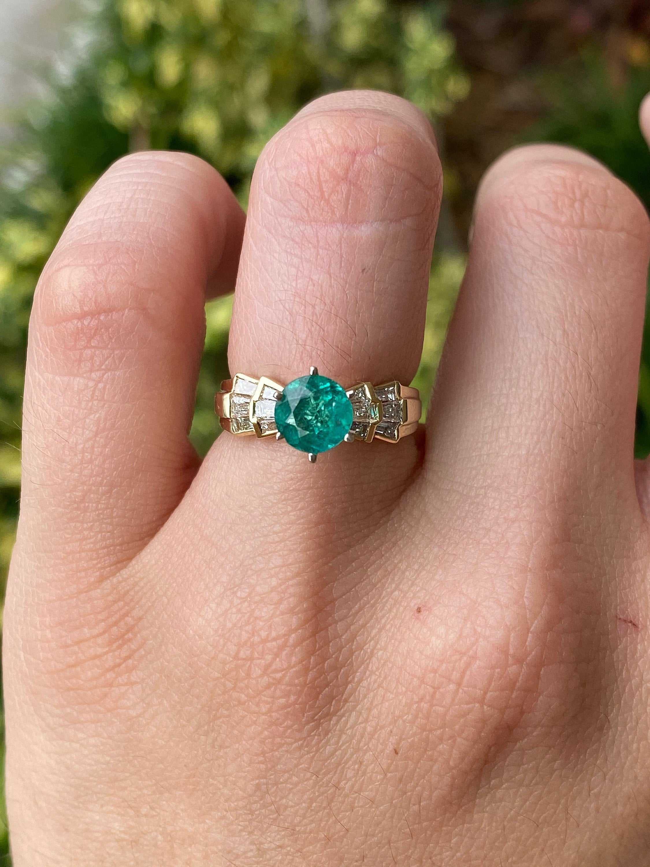 1.86tcw Round Emerald & Diamond Statement Ring Gold 14K - Image 3