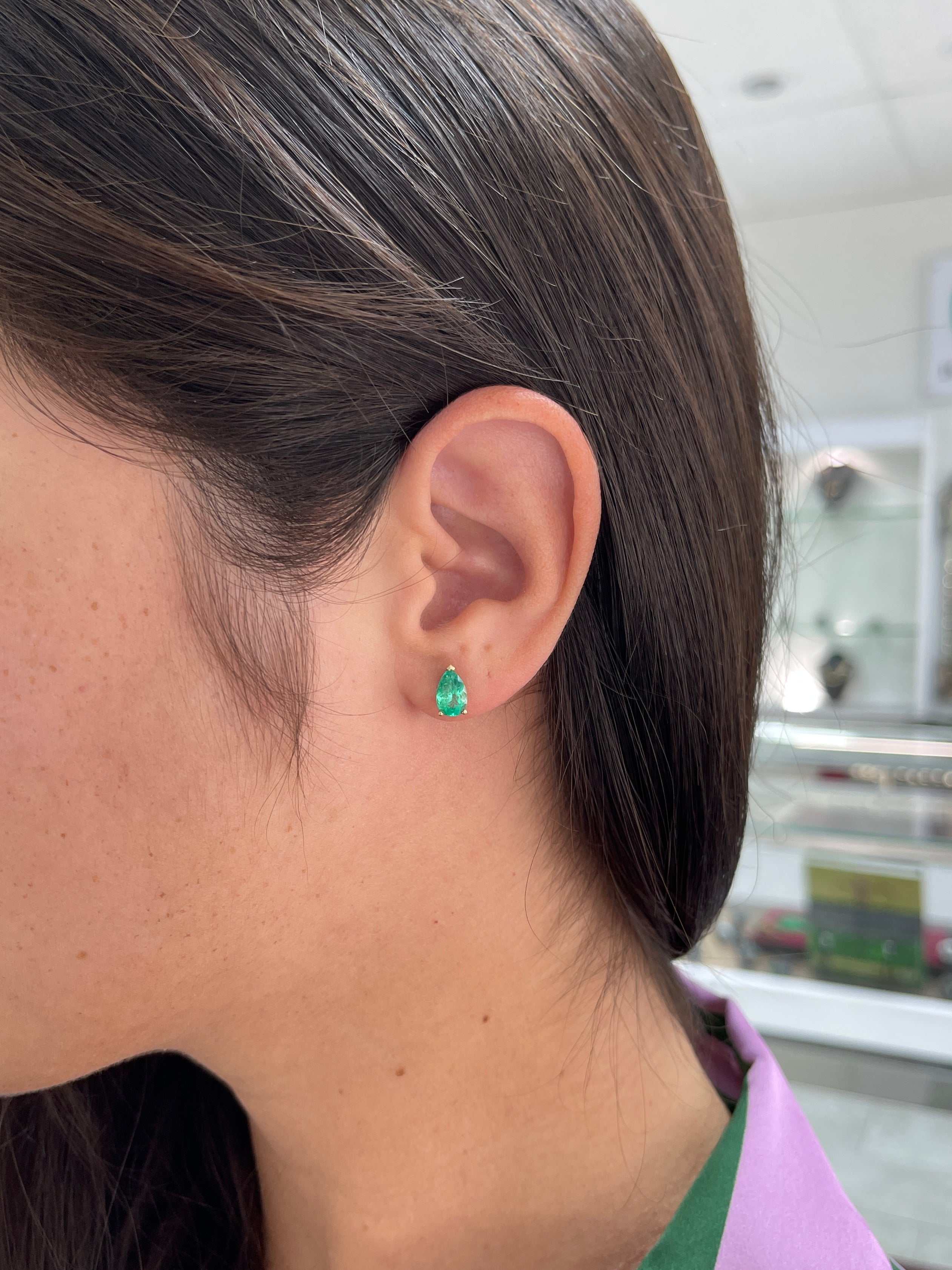 2.0tcw Medium Green Colombian Emerald Teardrop Stud Earrings 14K - Image 3