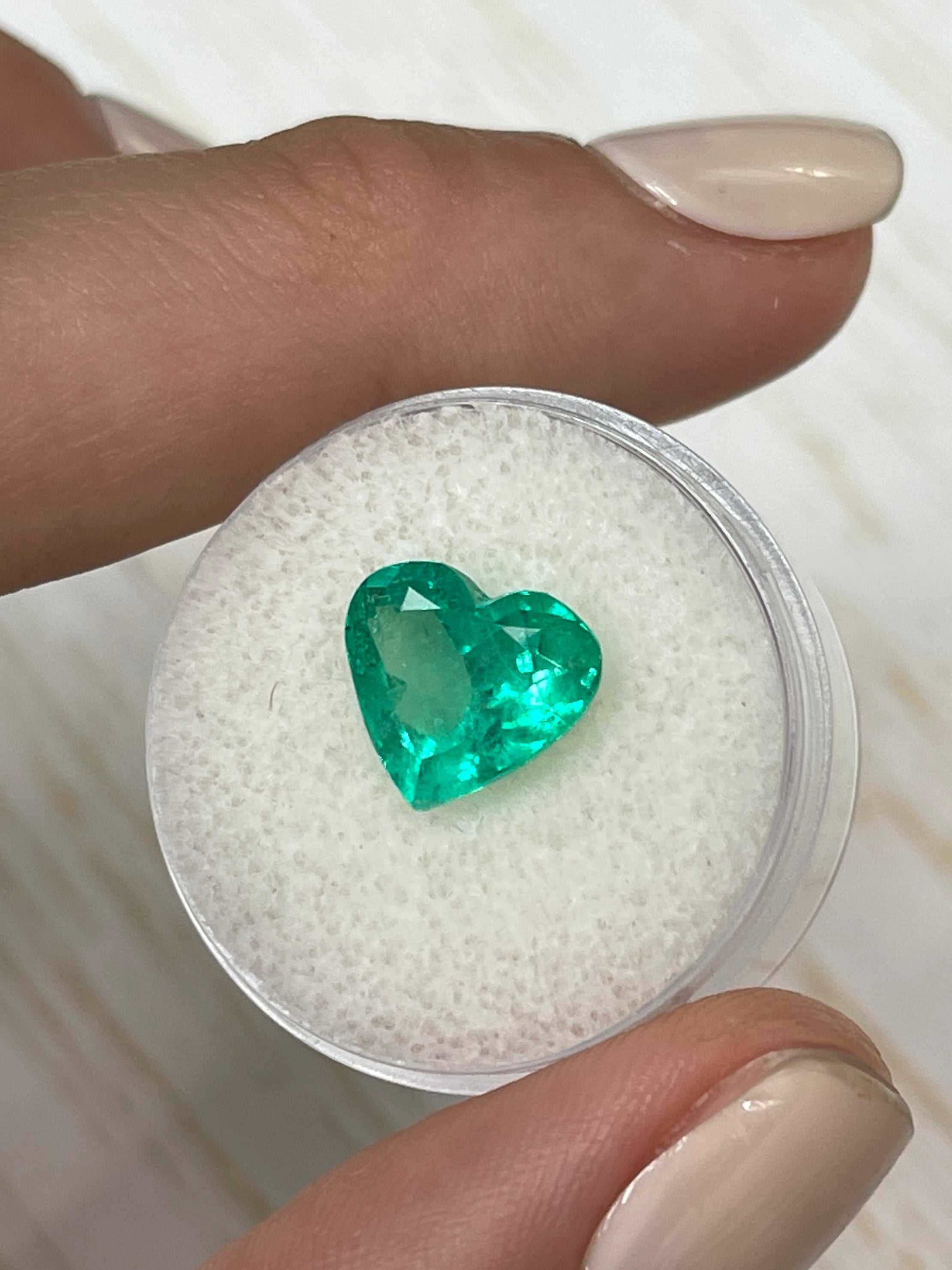 3.43 Carat 10x11 Bright Green Natural Loose Colombian Emerald-Heart Cut - Image 4