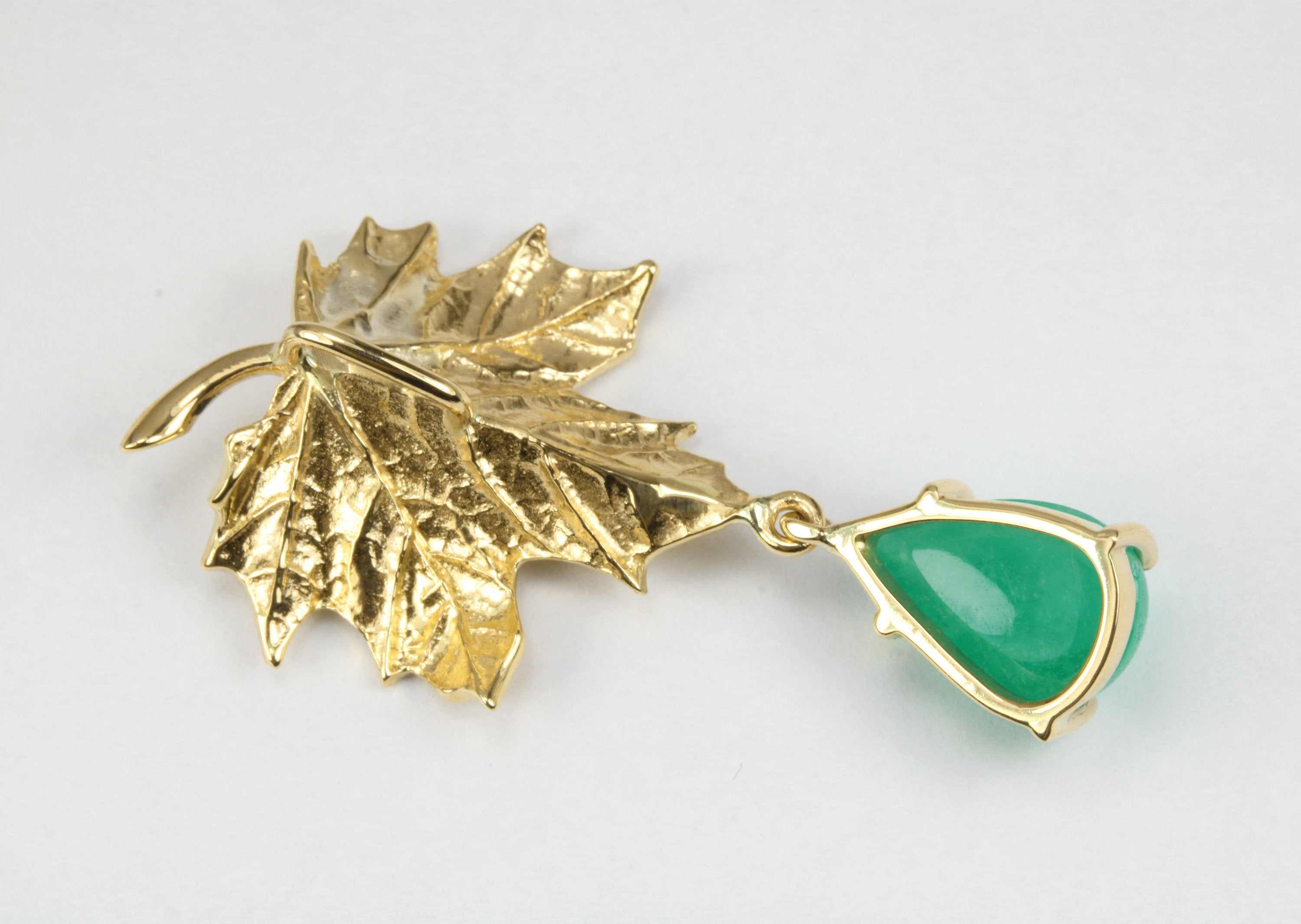 4.05tcw Maple Leaf Emerald & Diamond 14K Unique Drop Pendant - Image 7