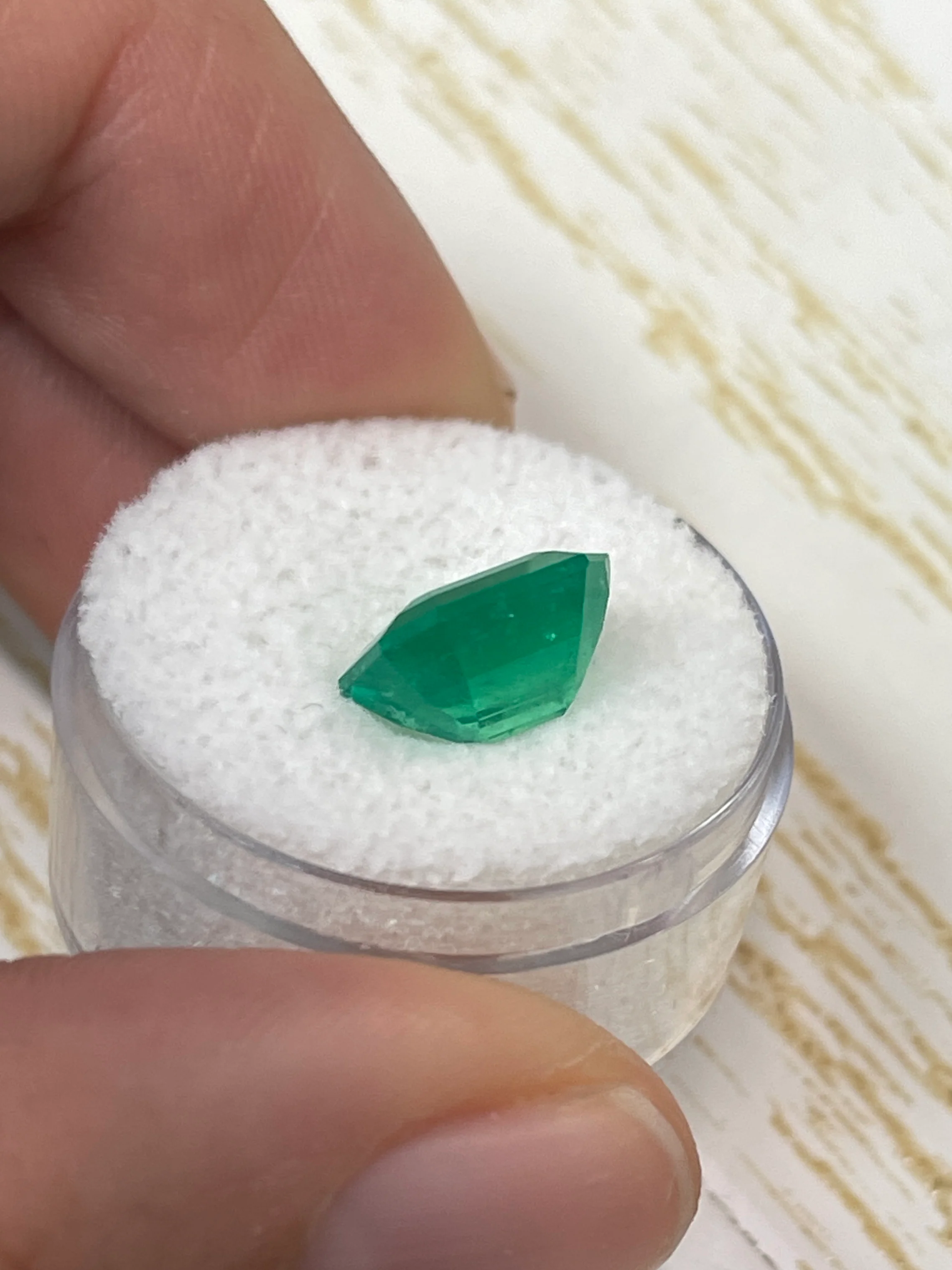 4.12 Carat 10.5x9.7 Vivid Yellowish Loose Colombian Emerald-Emerald Cut - Image 7