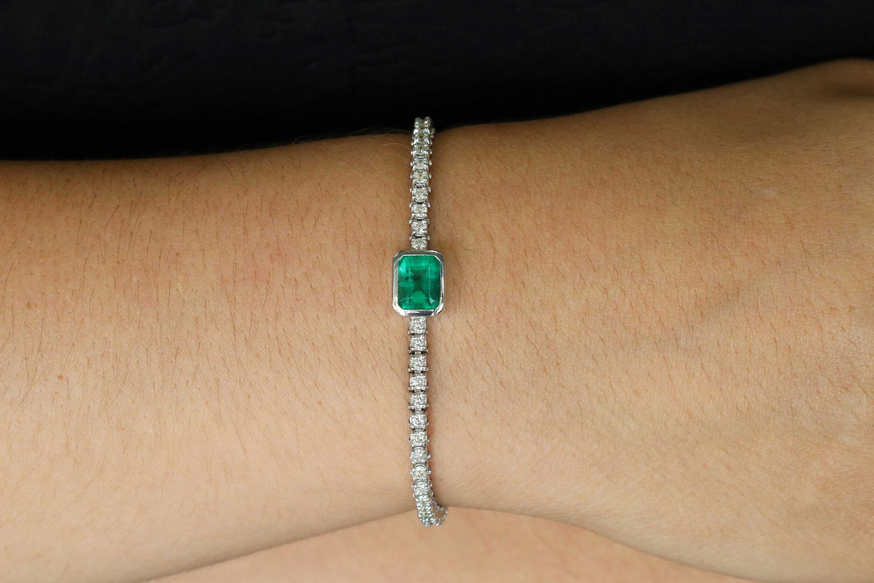 5.0tcw Emerald & Diamond Link Tennis Bracelet White 14K - Image 5