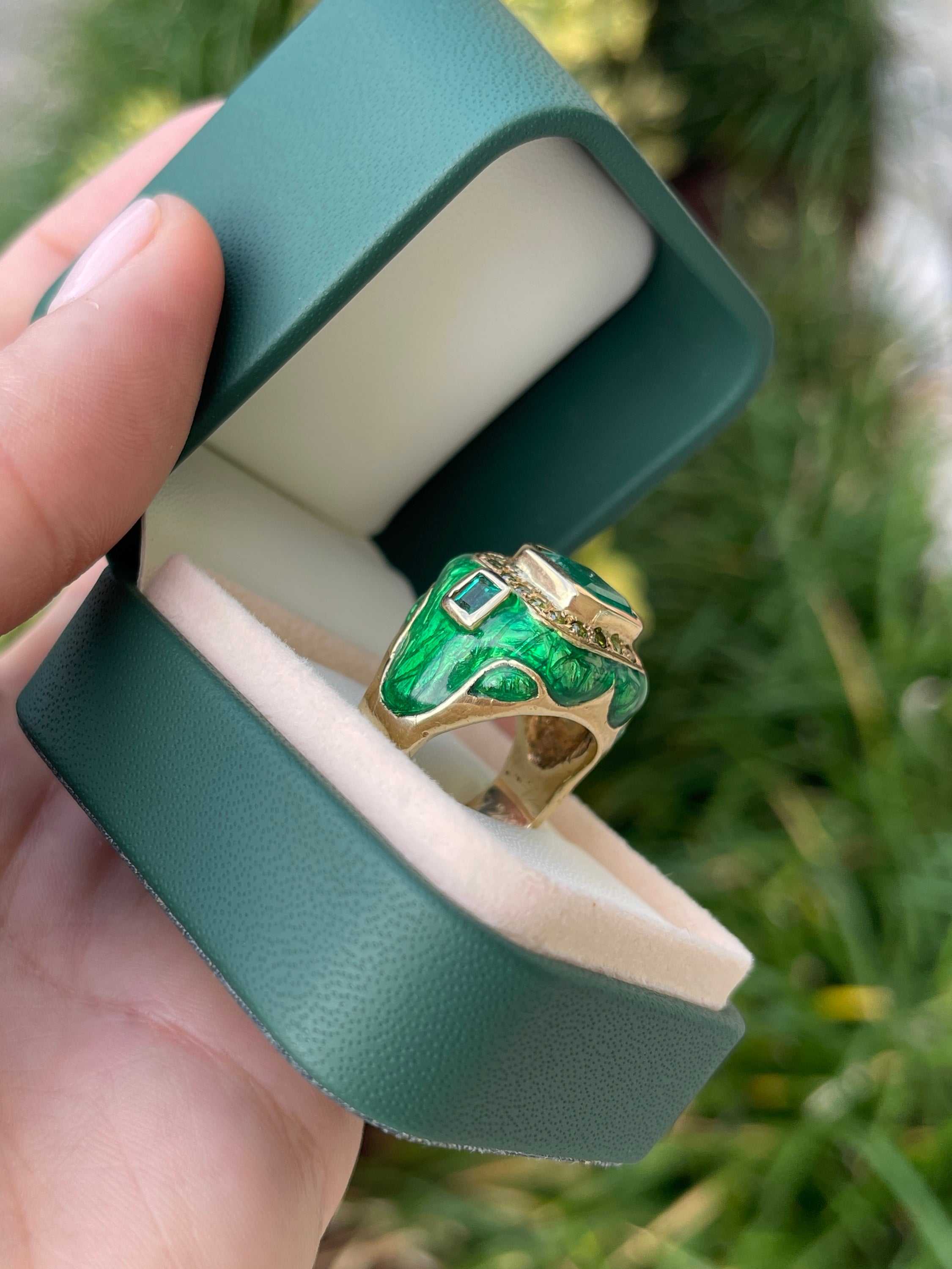 5.30tcw Colombian Emerald & Diamond Men's Enamel Ring 14K - Image 8