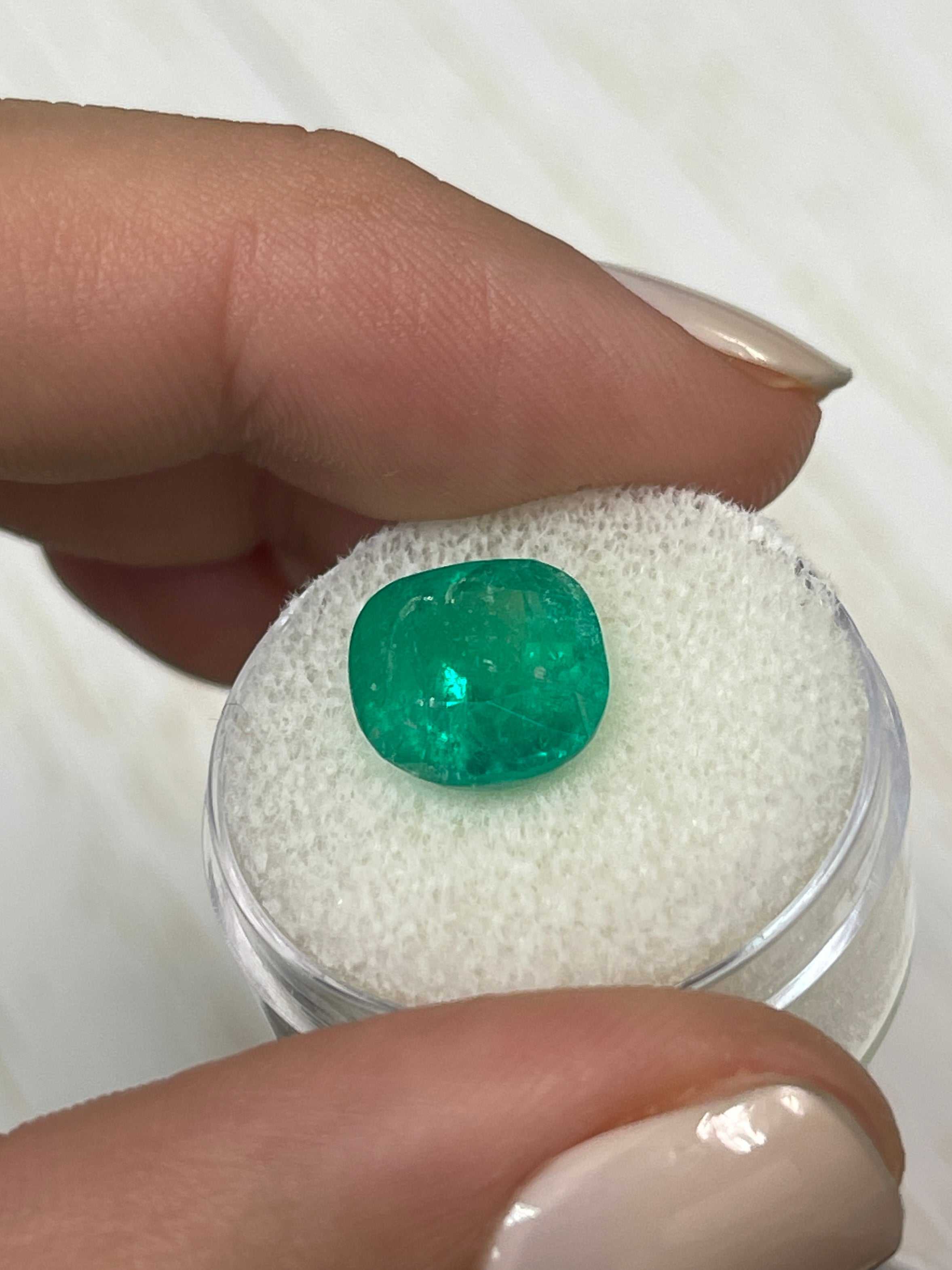 5.43 Carat Medium Green Natural Loose Colombian Emerald-Cushion Cut - Image 6