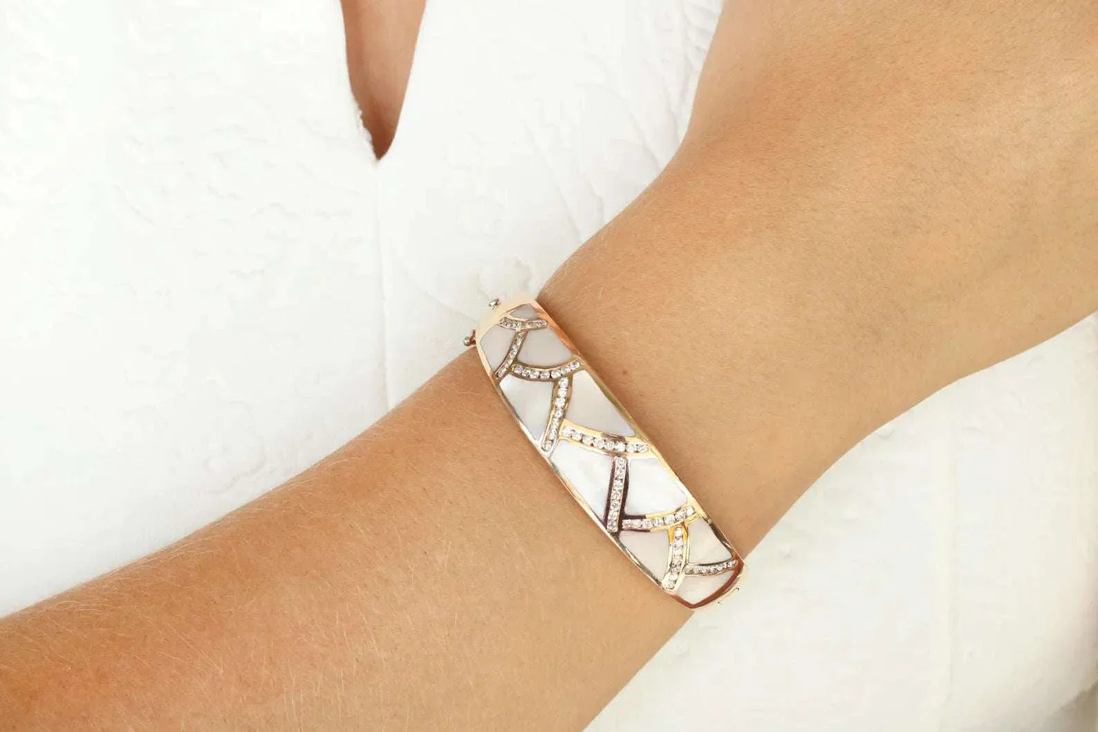 Mother of Pearl & Diamond Rose Gold Bangle 14K - Image 4